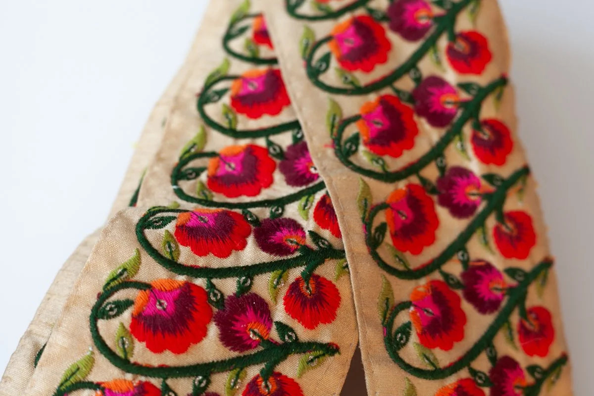Vintage Embroidered Floral Sequin Trim