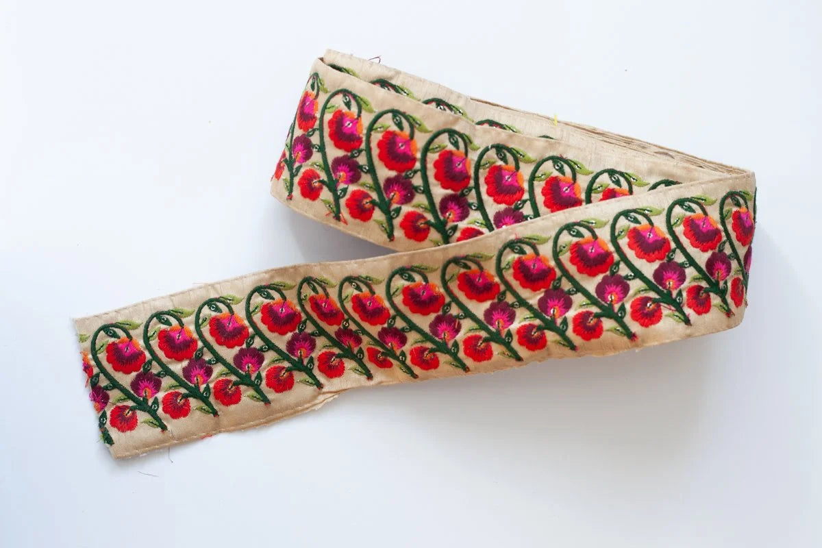 Vintage Embroidered Floral Sequin Trim
