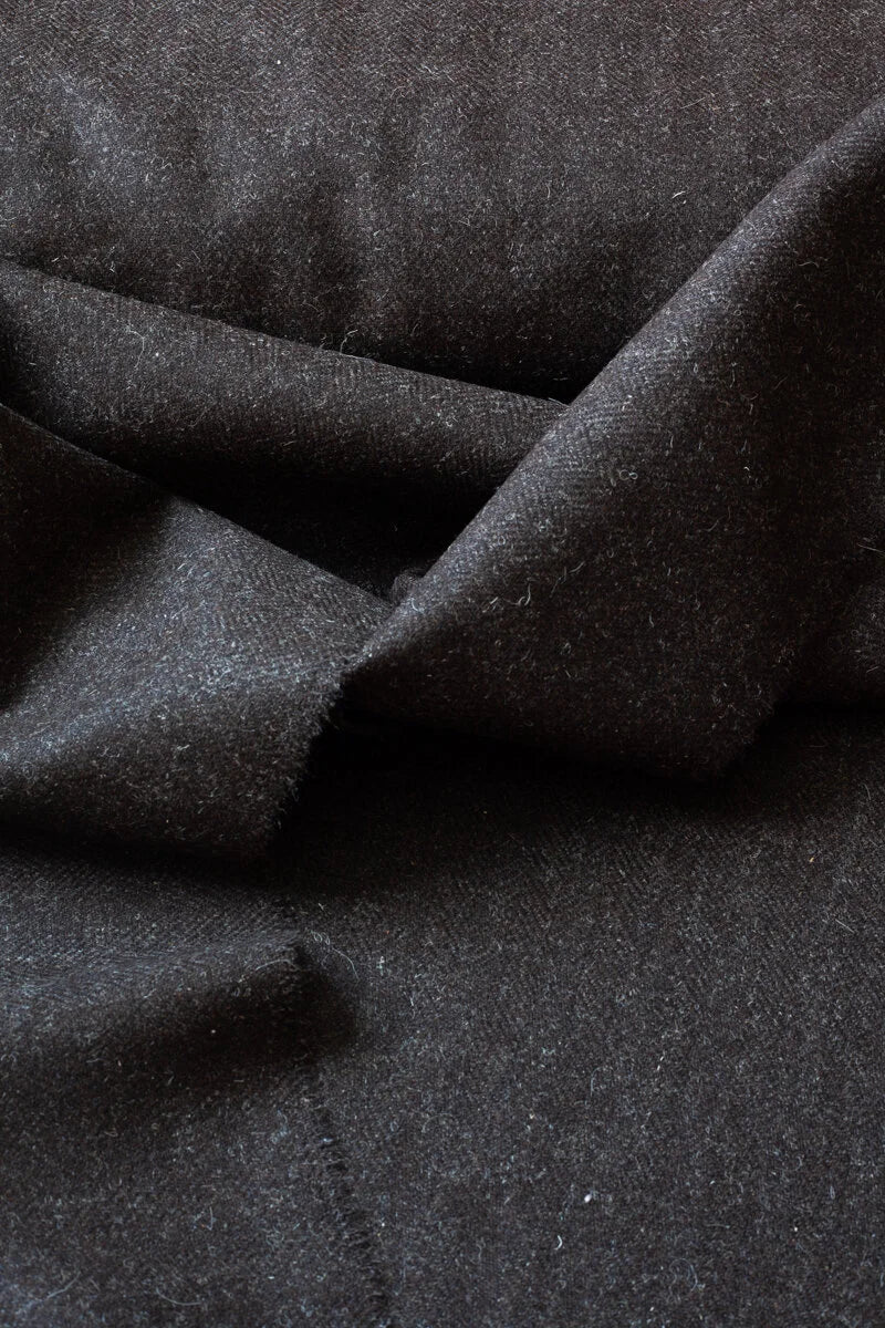 Hebridean Wool Tweed Cloth -undyed