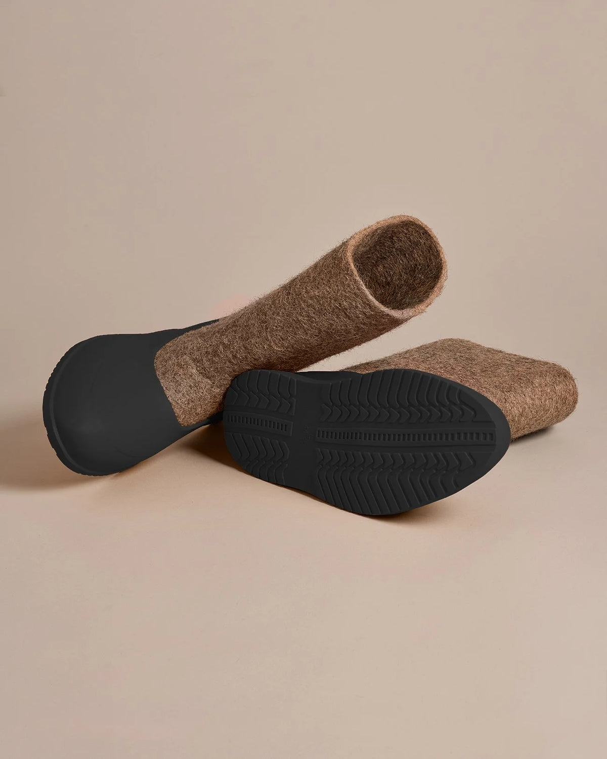 Voylok Felt Boots - Black